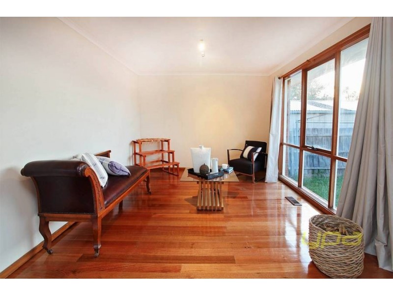 9 Kipling Place, Delahey VIC 3037