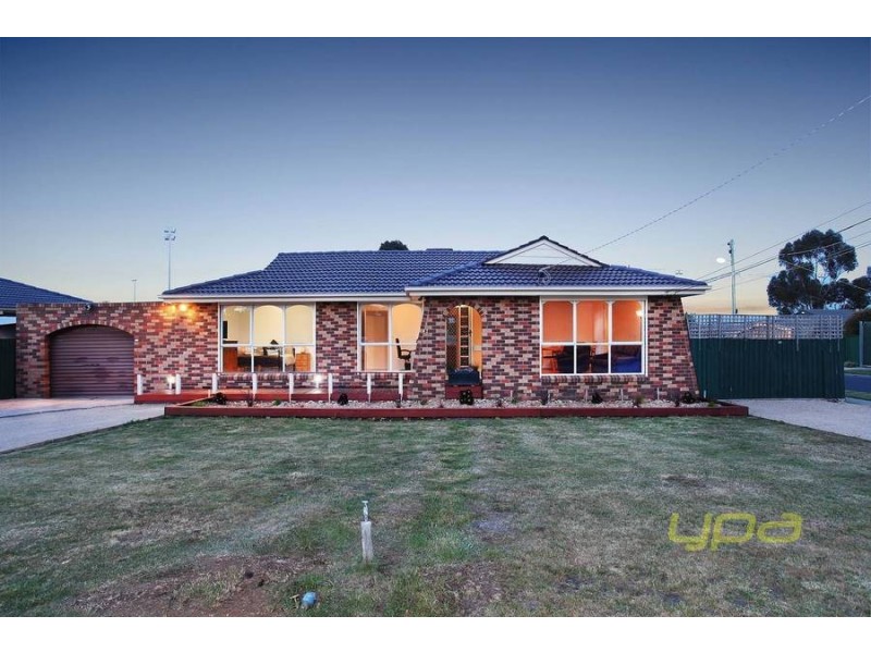 42 Tarella Drive, Keilor Downs VIC 3038