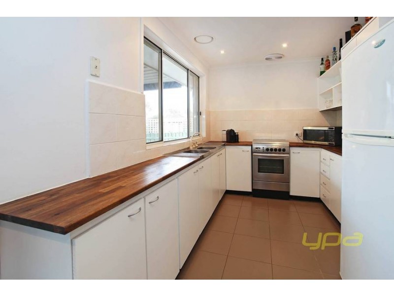 42 Tarella Drive, Keilor Downs VIC 3038