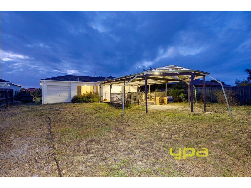 7 Rebecca Court, Hillside VIC 3037