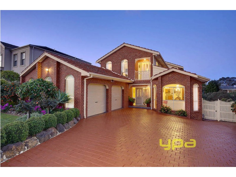 16 Mahon Court, Taylors Lakes VIC 3038