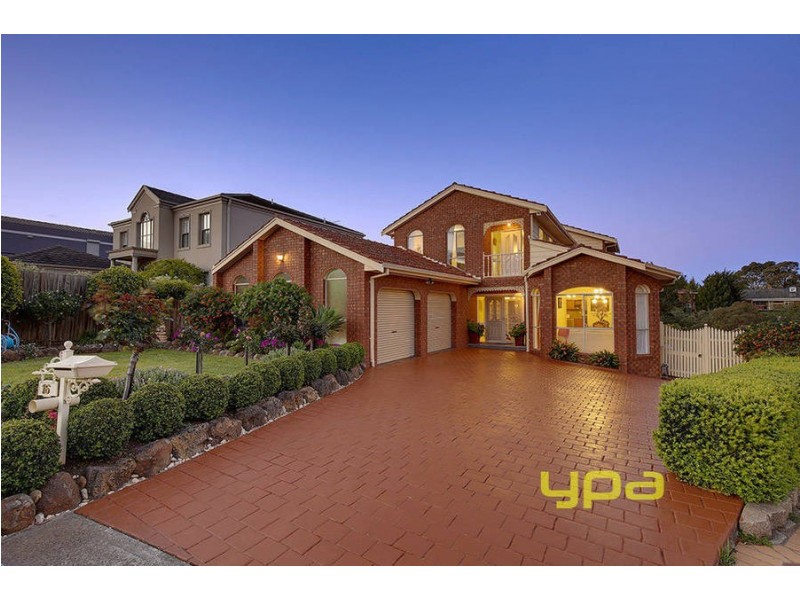 16 Mahon Court, Taylors Lakes VIC 3038