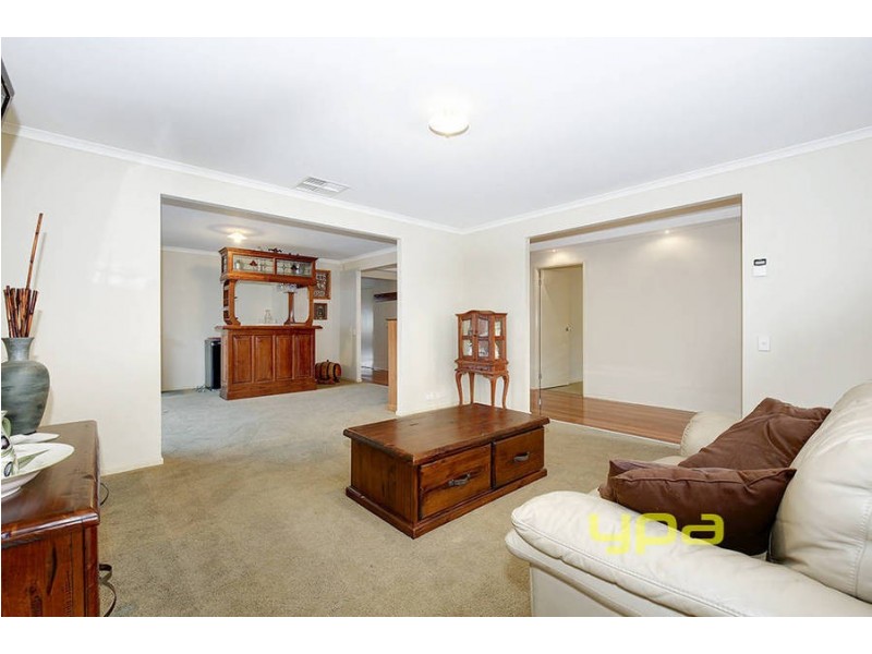 52 Jamieson Terrace, Taylors Hill VIC 3037