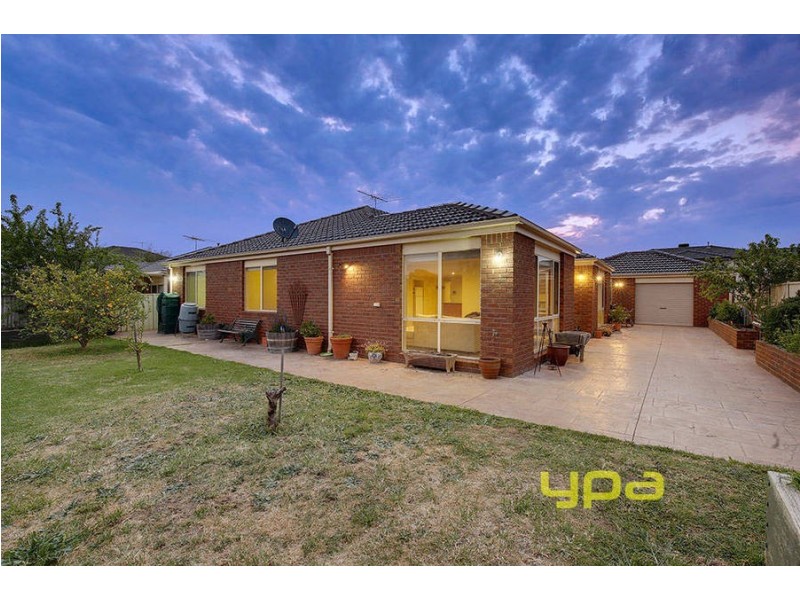 52 Jamieson Terrace, Taylors Hill VIC 3037