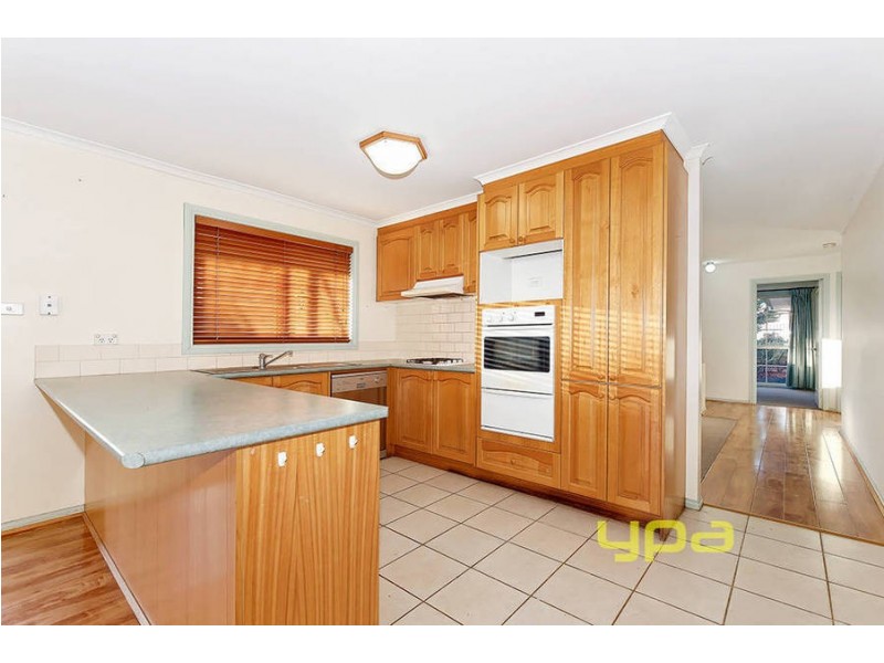 22 Kelland Avenue, Hillside VIC 3037