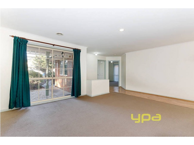 22 Kelland Avenue, Hillside VIC 3037