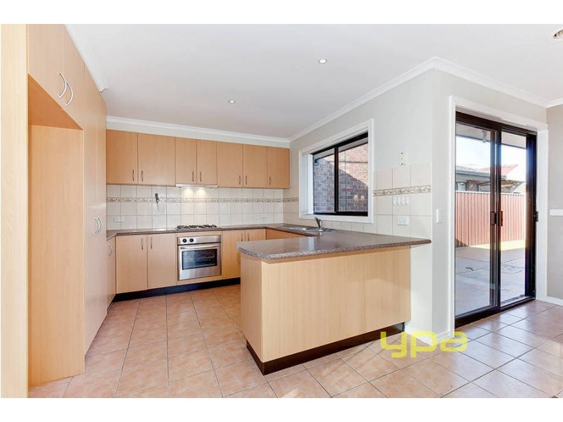 18 Adelaide Street, St Albans VIC 3021