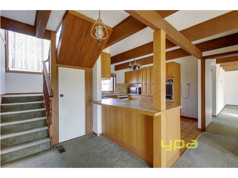 15 Augustines Way, Keilor VIC 3036