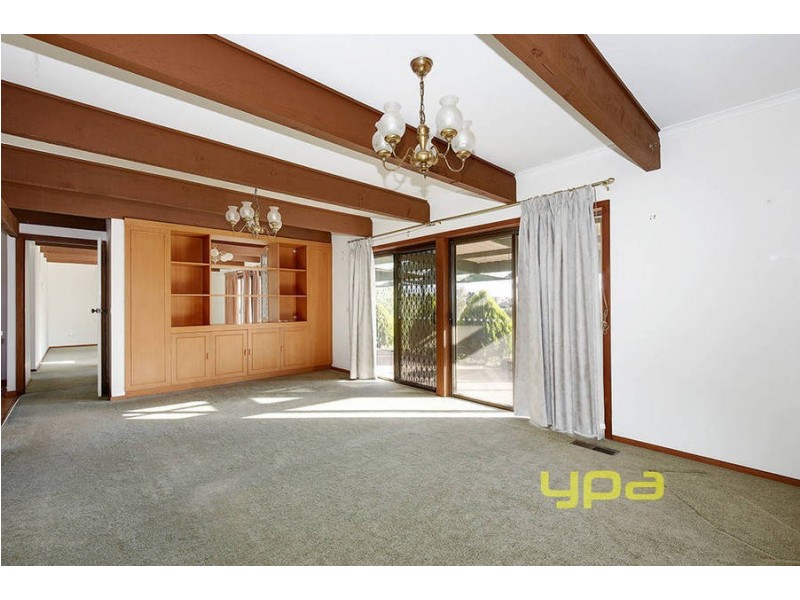 15 Augustines Way, Keilor VIC 3036