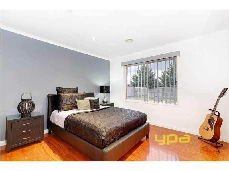 7 Champagne Way, Hillside VIC 3037