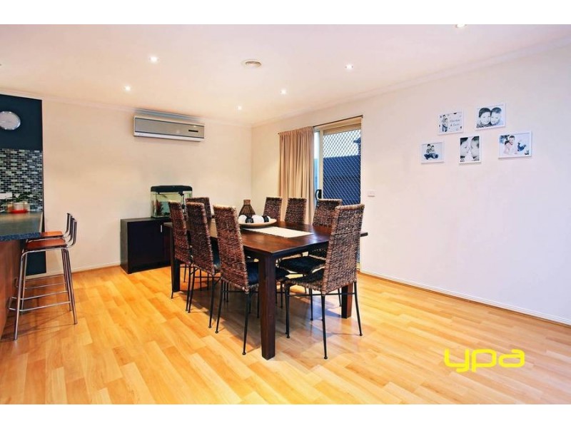 31 Brindalee Way, Hillside VIC 3037