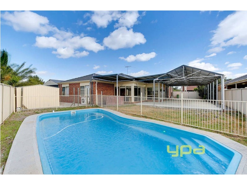 9 Highrise Court, Hillside VIC 3037