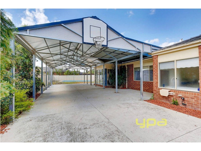 9 Highrise Court, Hillside VIC 3037