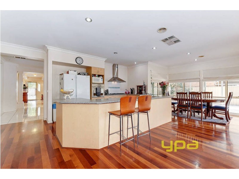 9 Highrise Court, Hillside VIC 3037