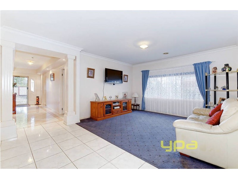 9 Highrise Court, Hillside VIC 3037