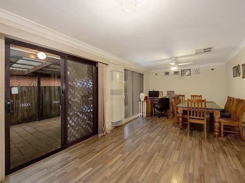 13 Themeda Court, Delahey VIC 3037