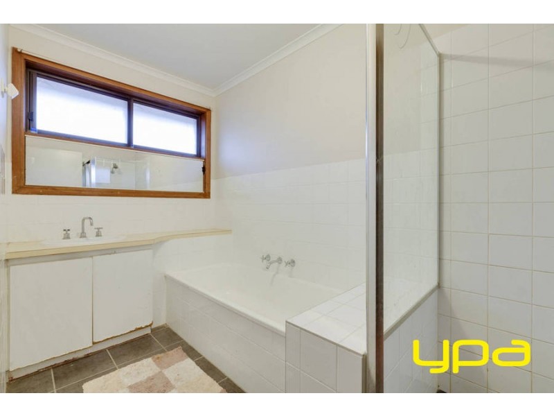 30 Wimmera Crescent, Keilor Downs VIC 3038