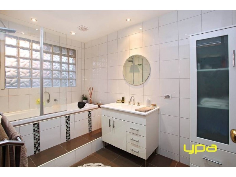 31 Copernicus Way, Keilor Downs VIC 3038