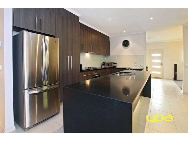 1/19 Jade Way, Hillside VIC 3037