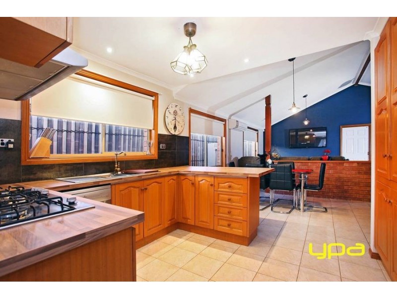 18 Penshurst Court, Hillside VIC 3037