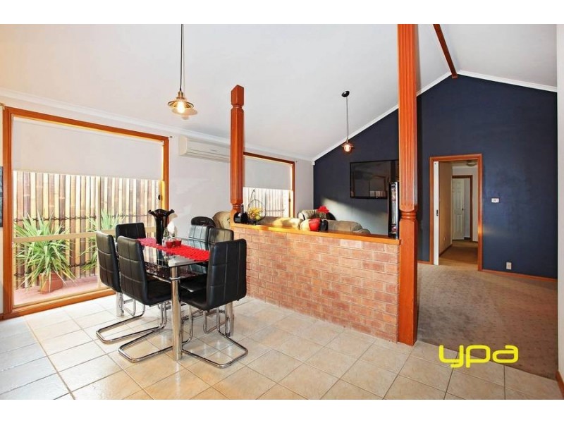 18 Penshurst Court, Hillside VIC 3037