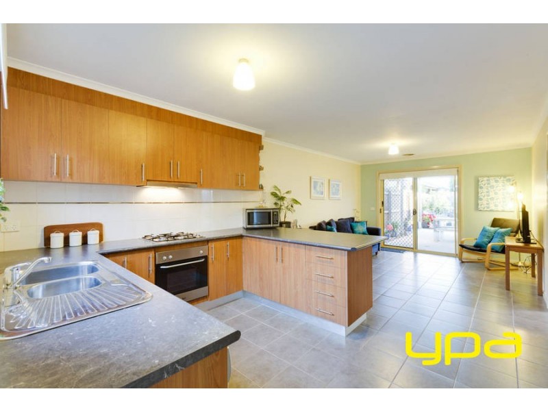 2/87 Allenby Road, Hillside VIC 3037