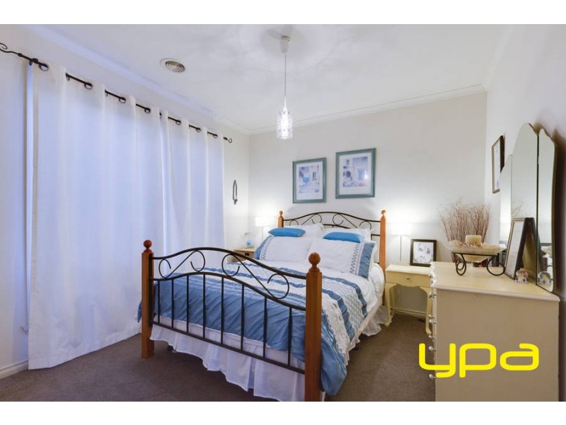 2/87 Allenby Road, Hillside VIC 3037