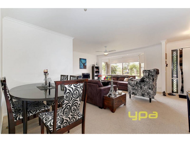 12 Cobb Junction, Sydenham VIC 3037