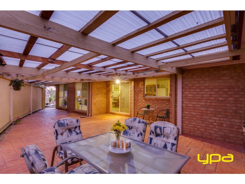 24 Oarsome Drive, Delahey VIC 3037