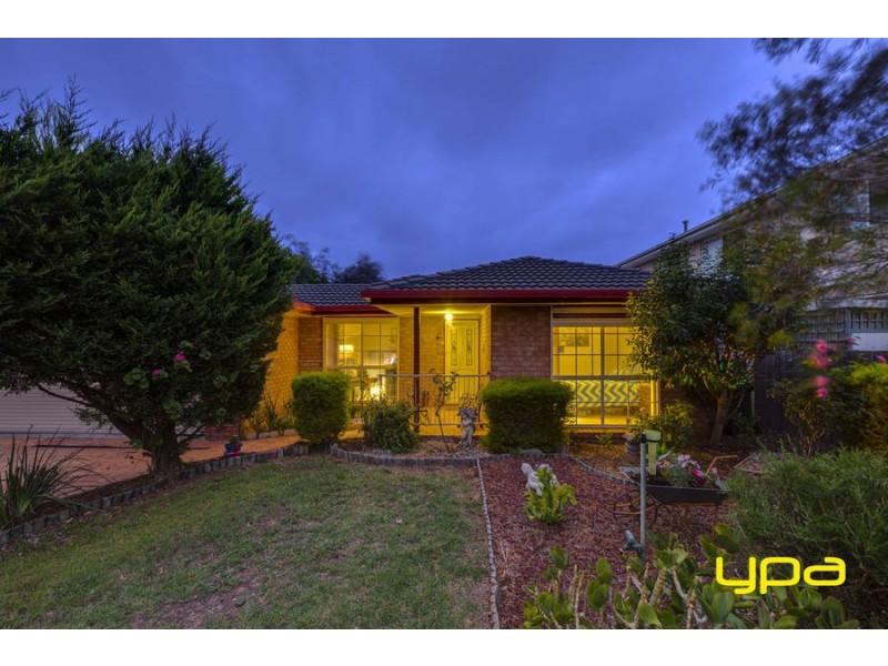 24 Oarsome Drive, Delahey VIC 3037