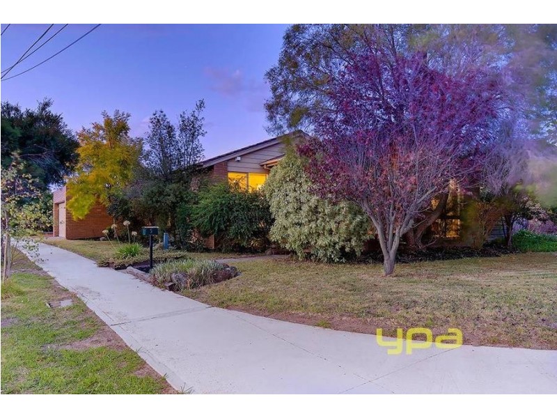 5 Leavesdon Avenue, Kealba VIC 3021