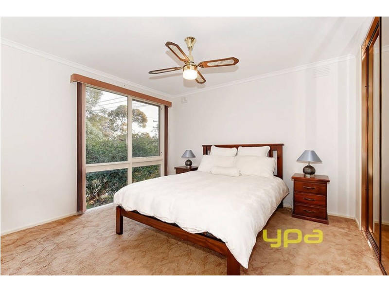 5 Leavesdon Avenue, Kealba VIC 3021