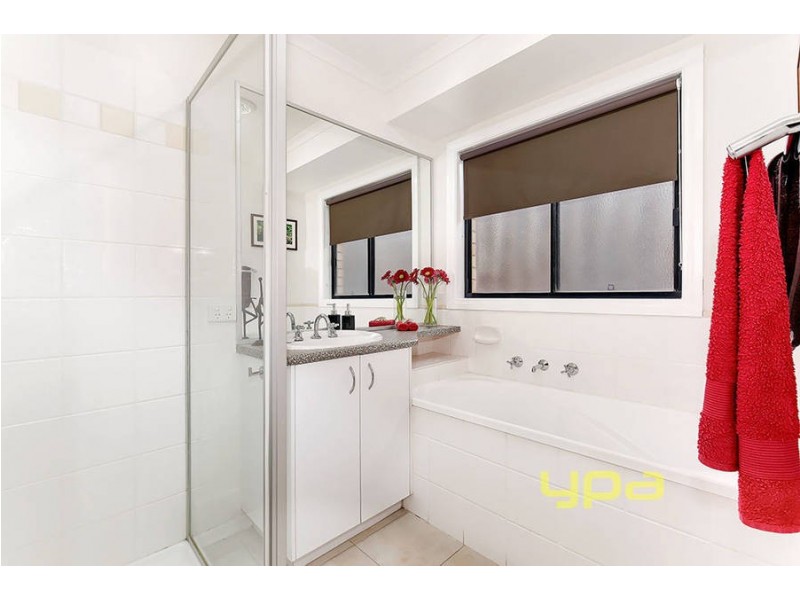 31 Mathisen Terrace, Hillside VIC 3037