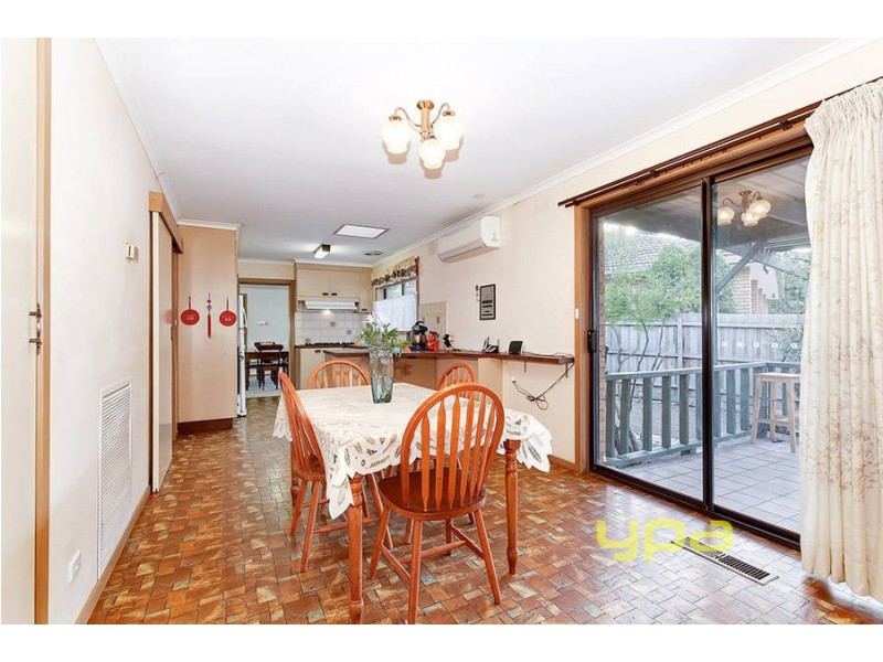 24 Pindari Avenue, Taylors Lakes VIC 3038