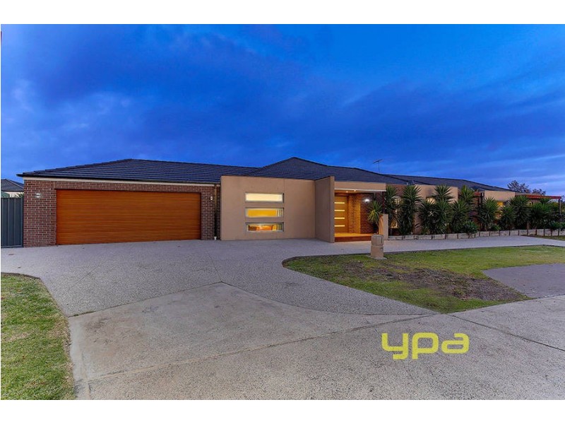 11 Wales Court, Hillside VIC 3037