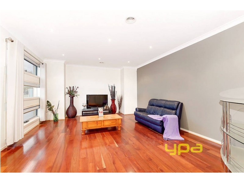 11 Wales Court, Hillside VIC 3037