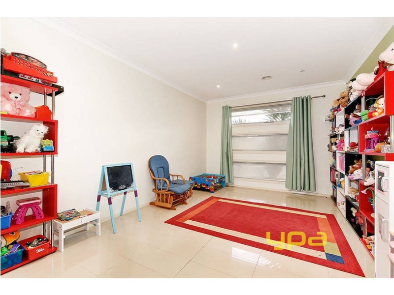 11 Wales Court, Hillside VIC 3037