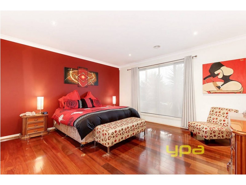 11 Wales Court, Hillside VIC 3037