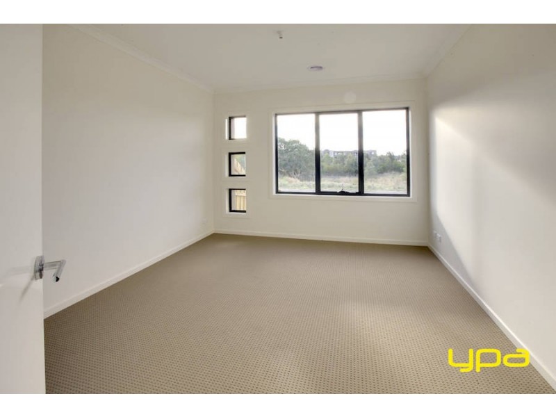 1 & 2/31 Lydgate Terrace, Epping VIC 3076