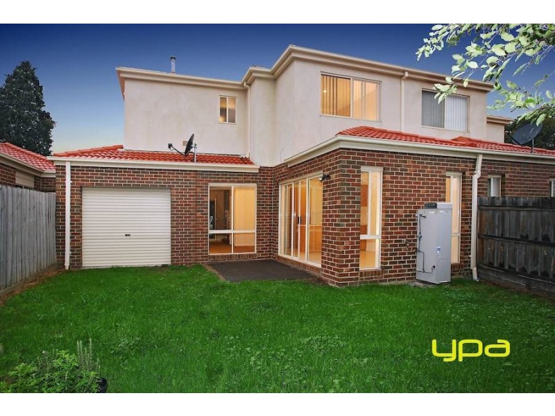 7 Kristian Drive, Hillside VIC 3037