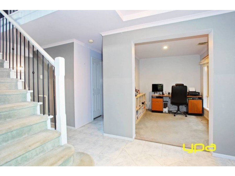 89 Glenbruar Drive, Hillside VIC 3037