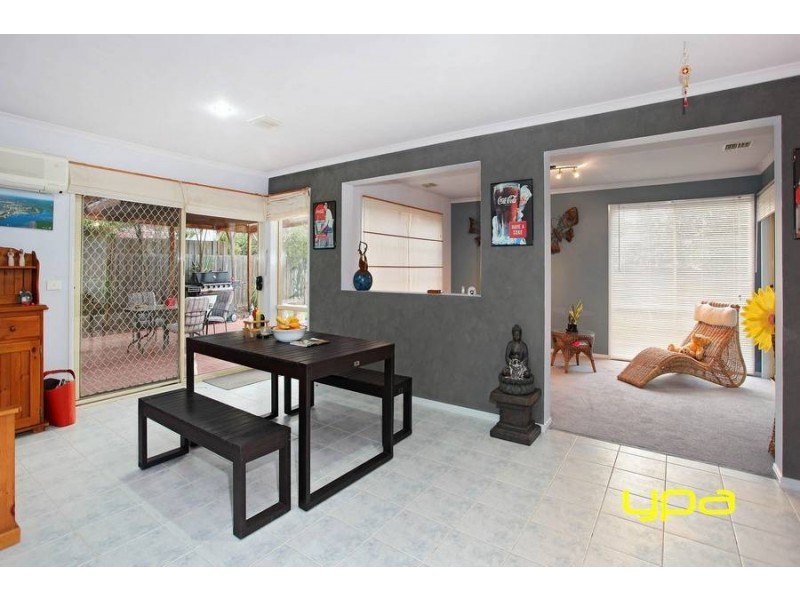 89 Glenbruar Drive, Hillside VIC 3037