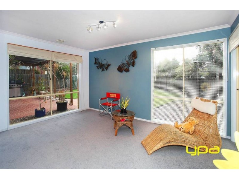 89 Glenbruar Drive, Hillside VIC 3037