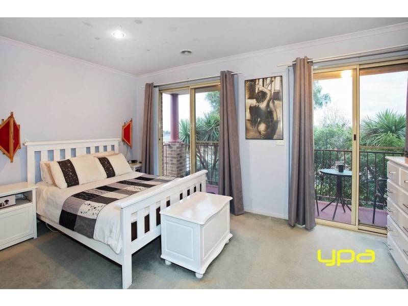 89 Glenbruar Drive, Hillside VIC 3037