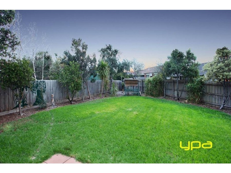 89 Glenbruar Drive, Hillside VIC 3037