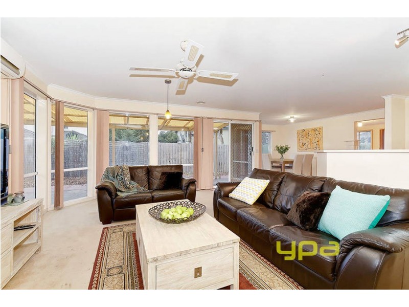 3 Torro Walk, Sydenham VIC 3037