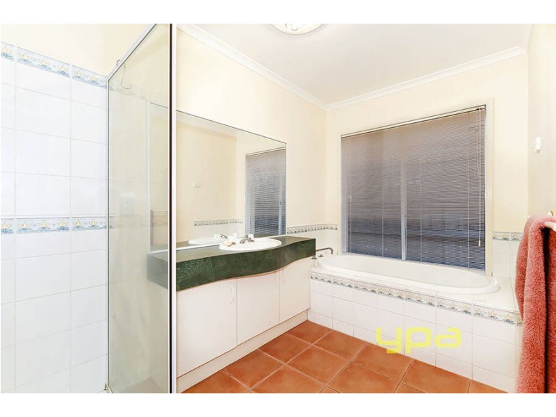 3 Torro Walk, Sydenham VIC 3037