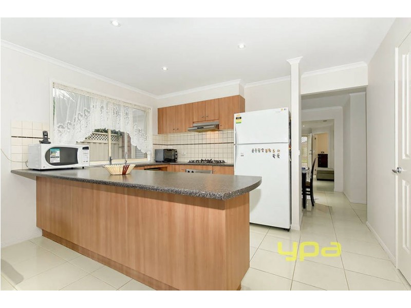9 Lorraine Court, Hillside VIC 3037