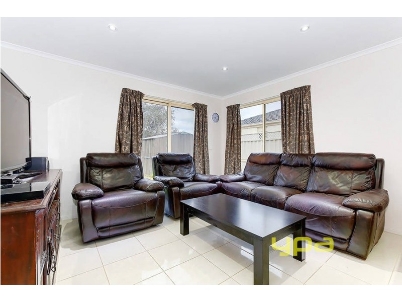 9 Lorraine Court, Hillside VIC 3037