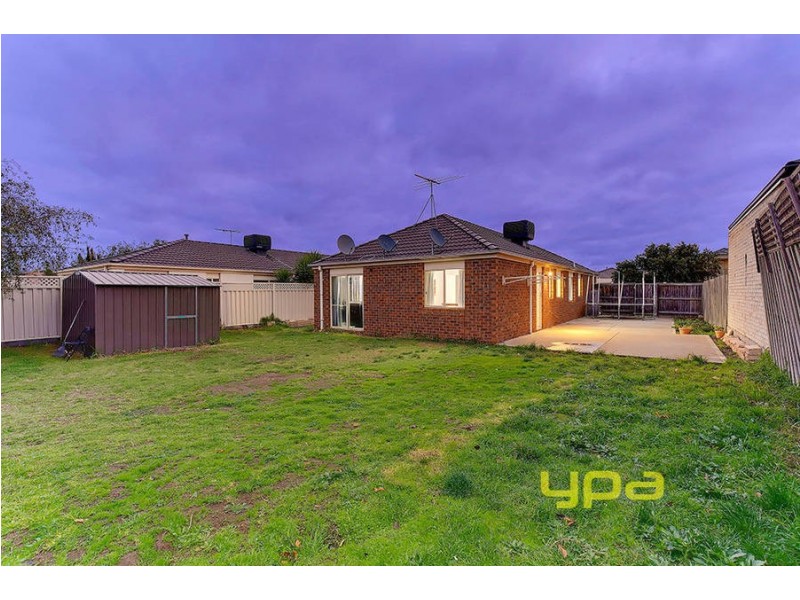 9 Lorraine Court, Hillside VIC 3037